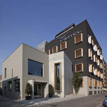Szálloda Nu 4*