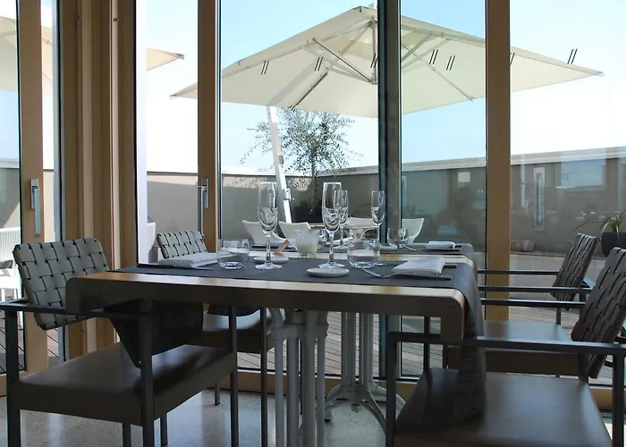 Nu Hotel 4*