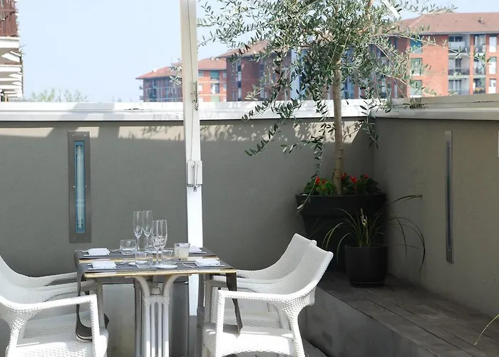 Nu Hotel 4*